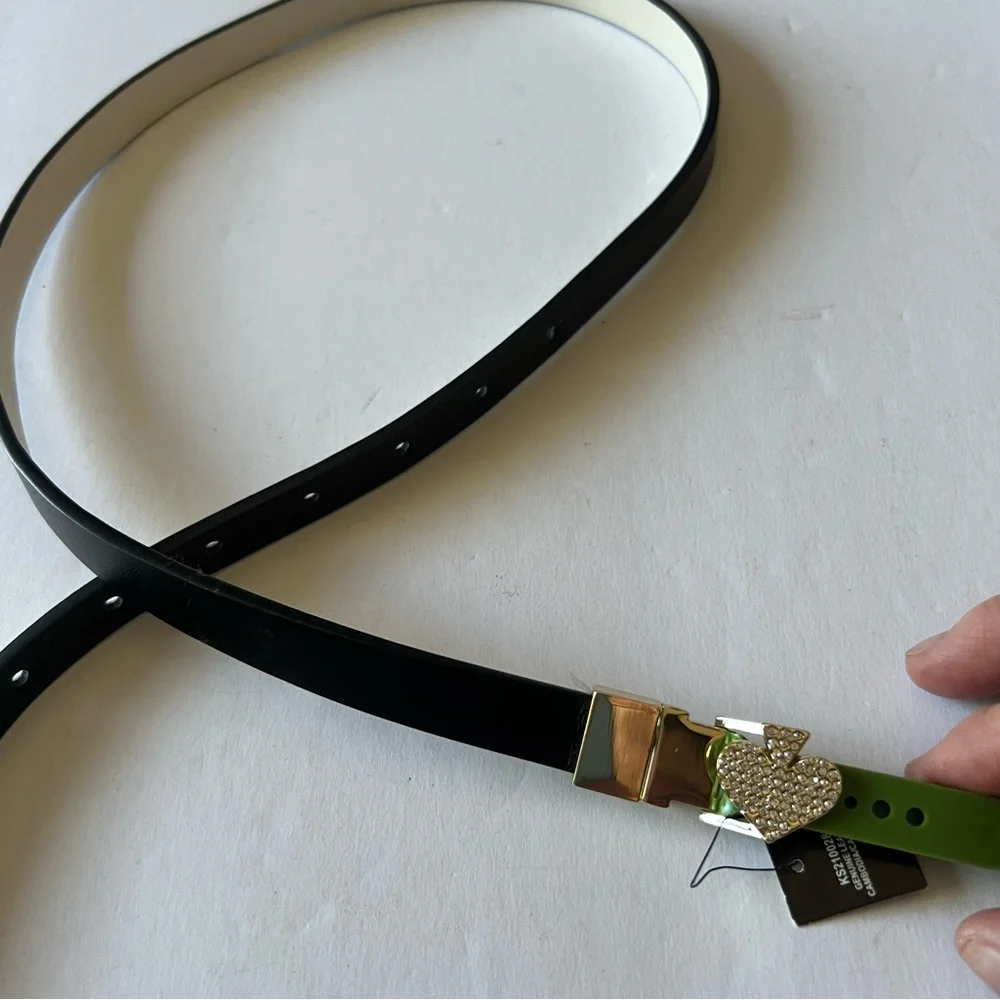 KATE SPADE REVERSIBLE BELT BLACK/WHITE WITH CRYSTAL STUDDED GOLD SPADE SMALL NWT